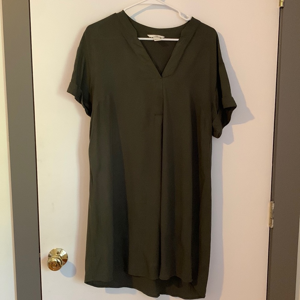 Green H&M dress.